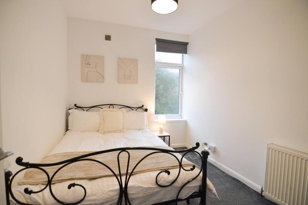 Contemporary 3 Bedroom Flat Kirkcaldy Exteriör bild